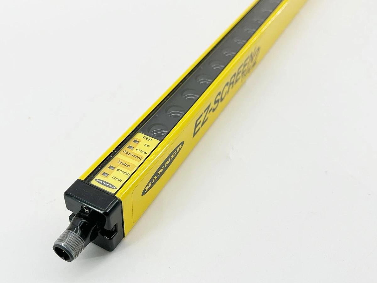 New Banner LS2E30-600Q8 Light Curtain Emitter 24VDC 30MMX600M Yellow 118700