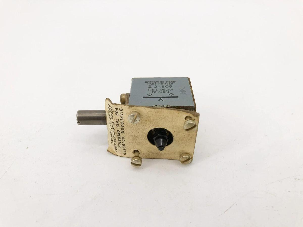 New Allen Bradley Z-24809 Time Delay Operating Head for 802T Limit Switch