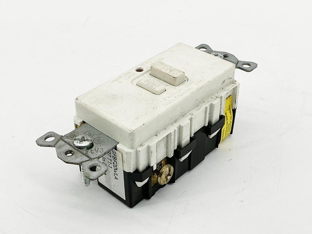 New Hubbell GFBF20WLA White Faceless GFCI Receptacle With LED 20A