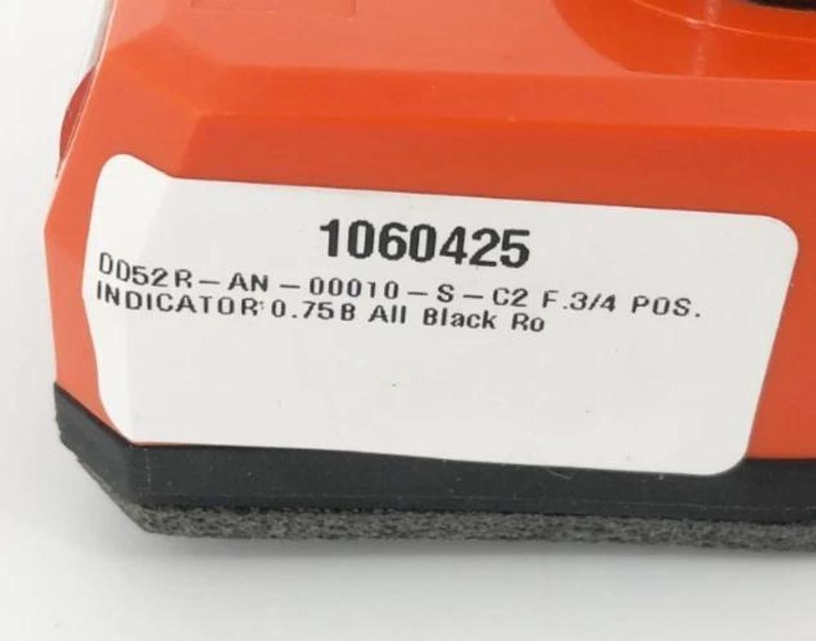 New Elesa CE992153-5N Digital Position Indicator DD52R-AN-00010-S-C2 F3/4 No Box