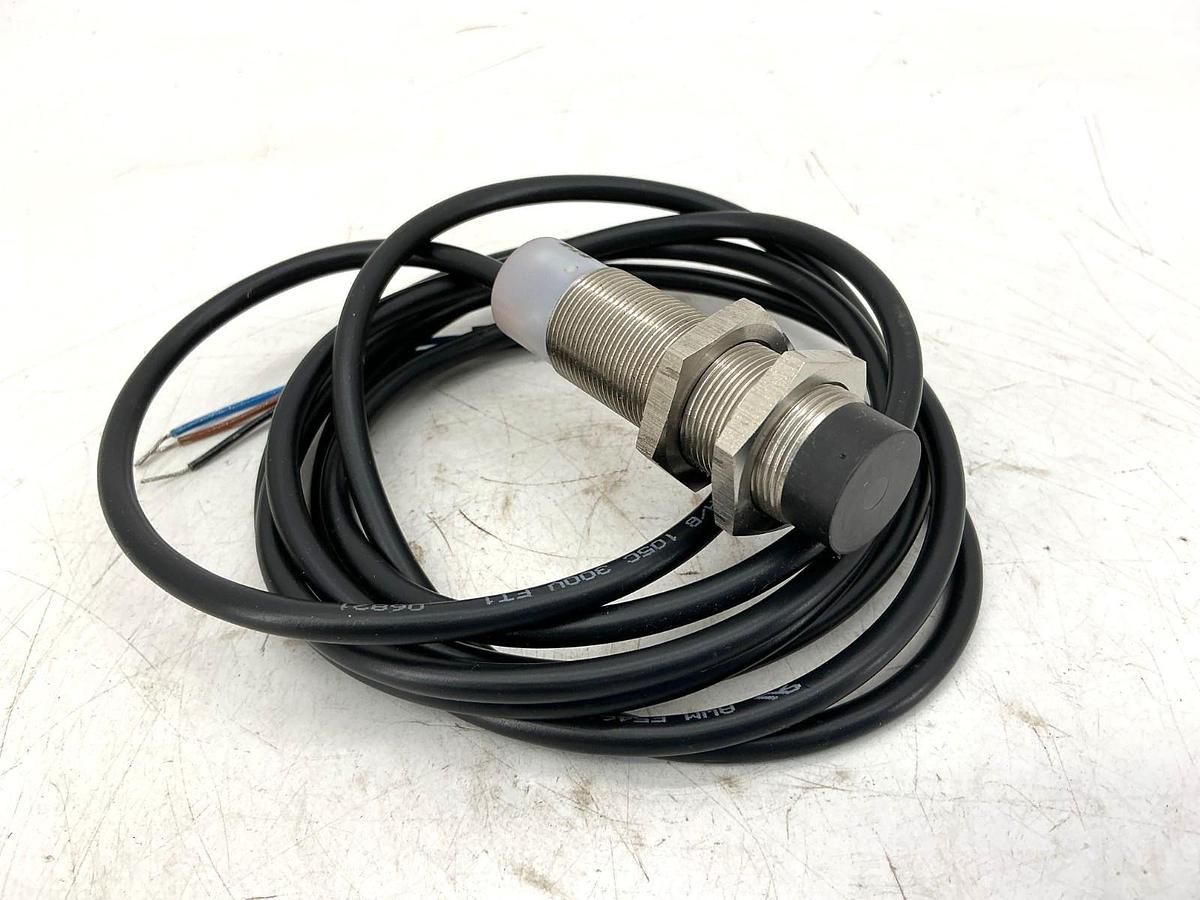 New Eaton E57P-18UPN8-C2 Ser M1 Inductive Prox Sensor Sn=8mm 10-48VDC - No Box