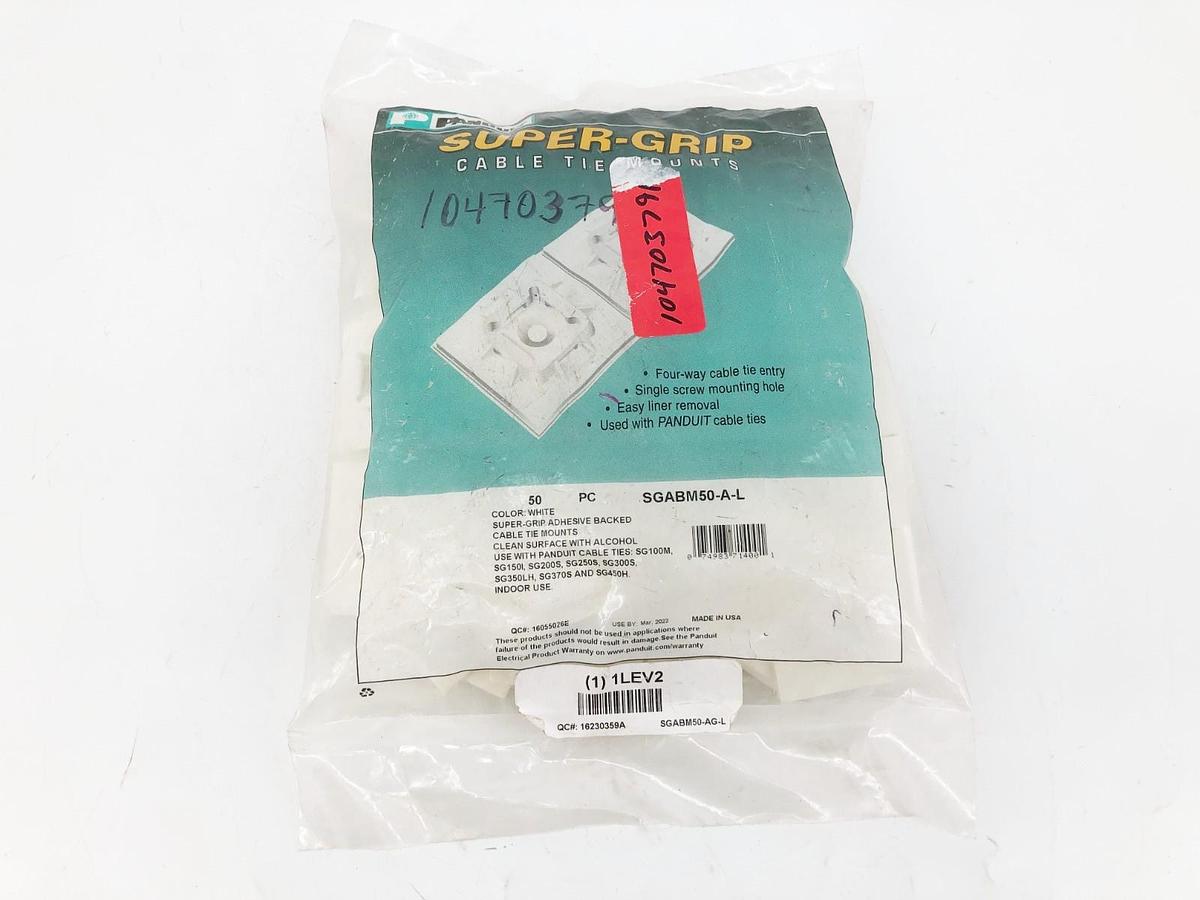 Bag of 50 New Panduit SGABM50-A-L Adhesive Backed Tie Mounts 1LEV2