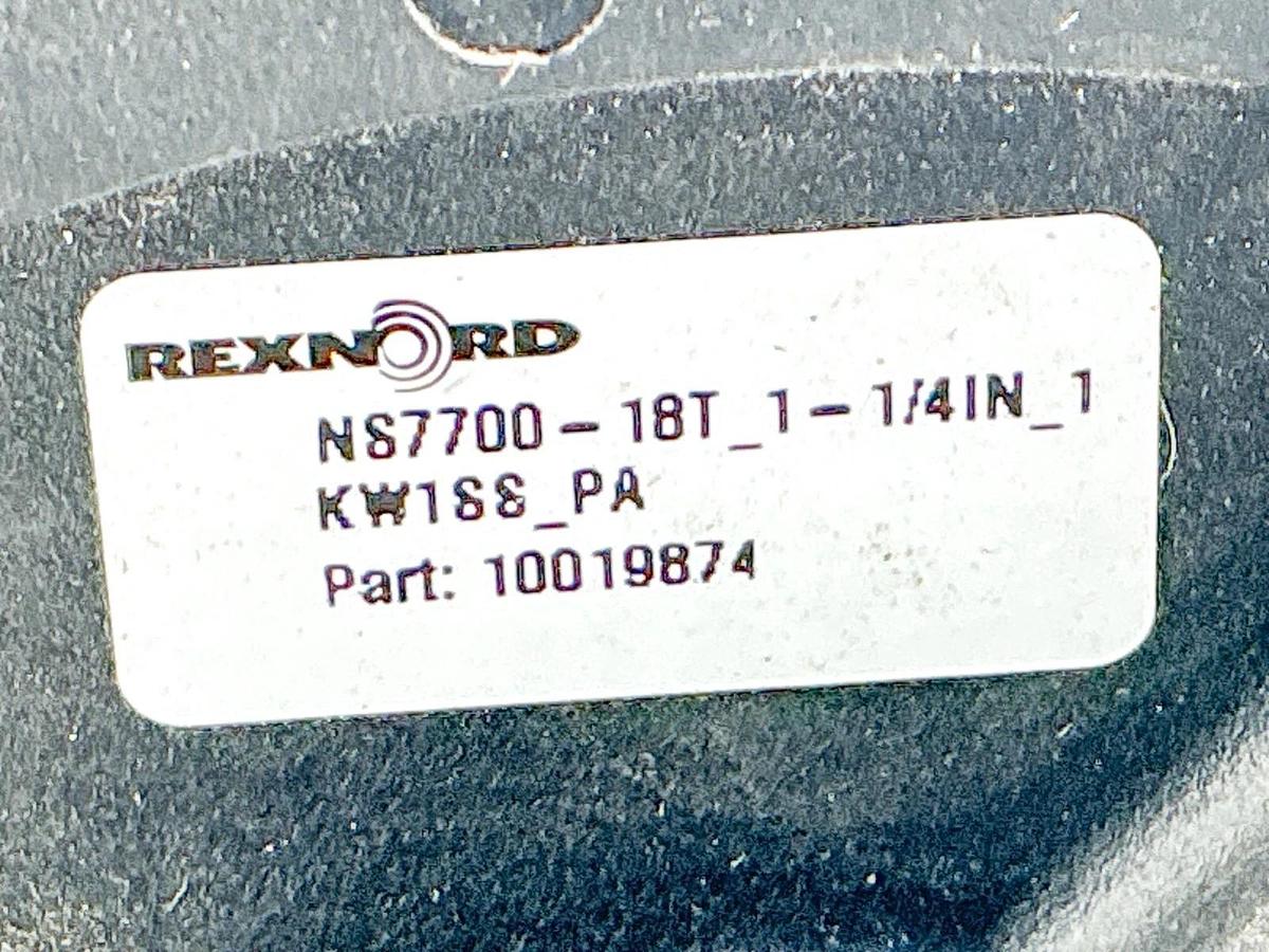 New Rexnord 10019874 Split Molded Sprocket NS7700-18T_1-1/4IN_1KW1SS_PA - No Box