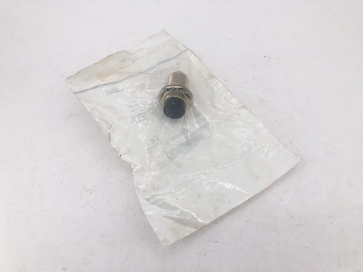 New Allen Bradley 872C-N20CP30-D4 Ser. D Proximity Switch 10-30VDC