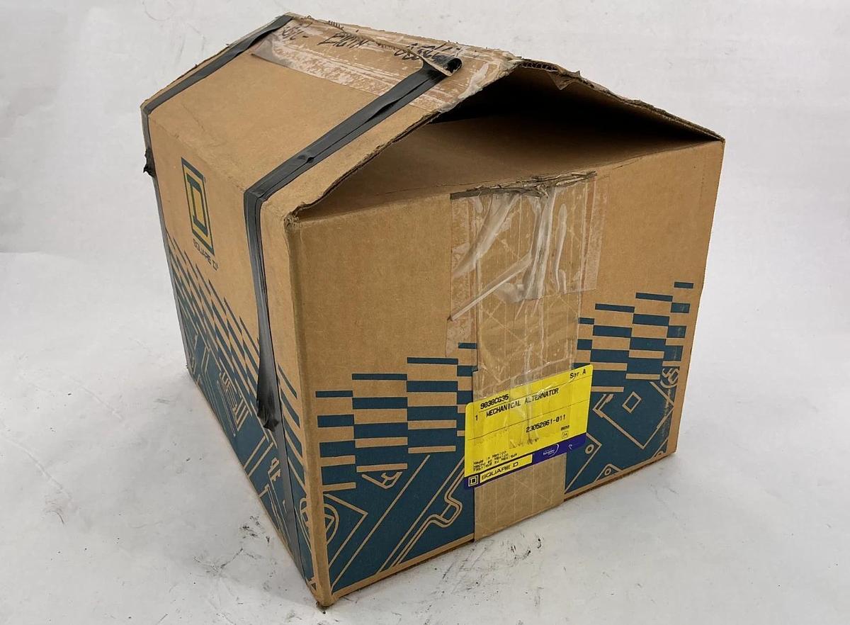 New Square D 9038CG35 Ser A Mechanical Alternator 2-Pole Closed Tank 575V