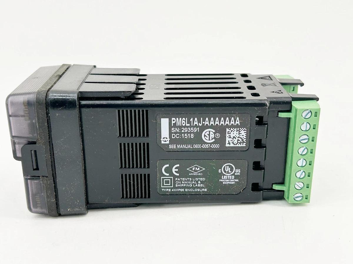 New Waltlow PM6L1AJ-AAAAAAA Multi-Function Controller 240V 50/60Hz 10VA