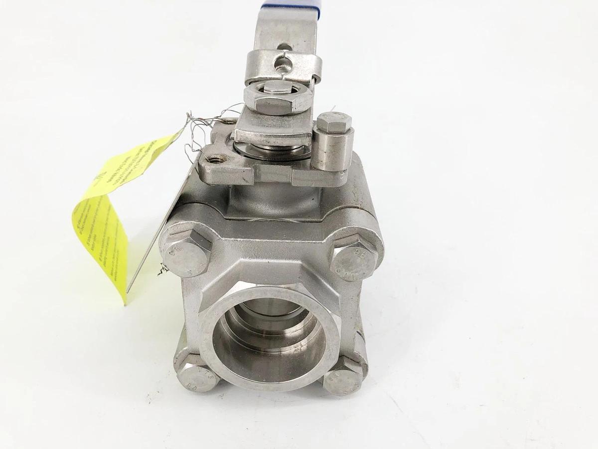 New Chicago Valves 796666RMMSW015 Ball Valve 1-1/2" CF8M - No Box