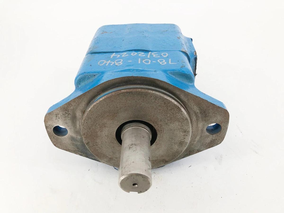 New Eaton Vickers 02-137126-5 Vane Pump 35V30A-1A22L - No Box