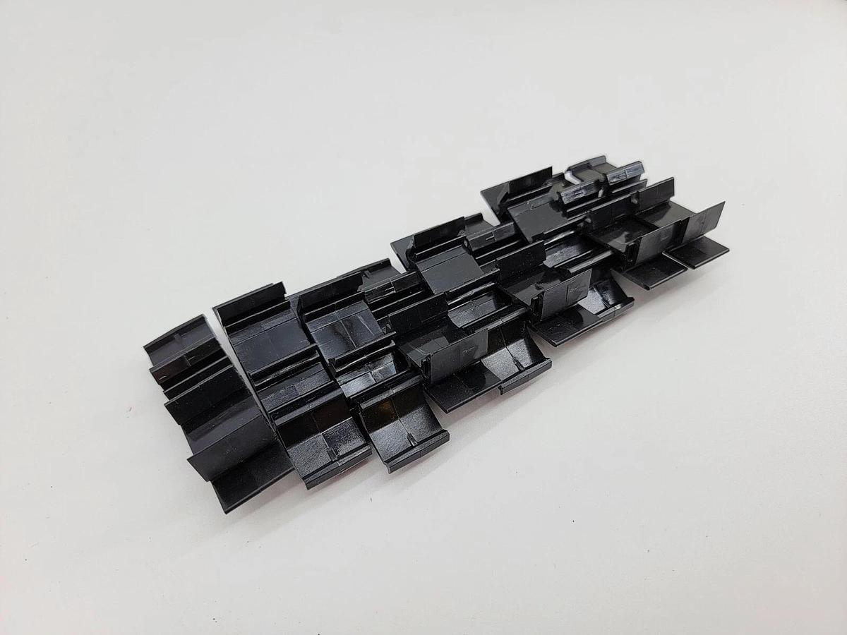 Lot of 9 New Bussmann DRA-1 Fuse Block Din Rail Adapters