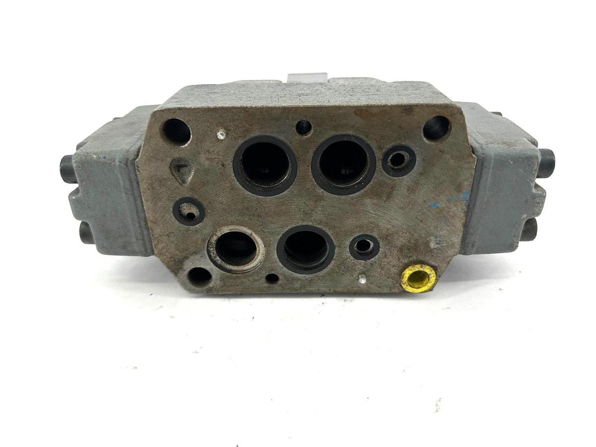 Used Rexroth 4WE6J60/EW110N 9DA Hydraulic Directional Valve 120V