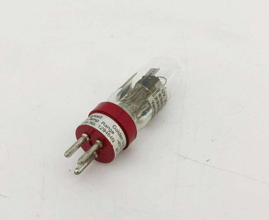 New Yamatake 129464NJ Flame Detector -40F - +250F