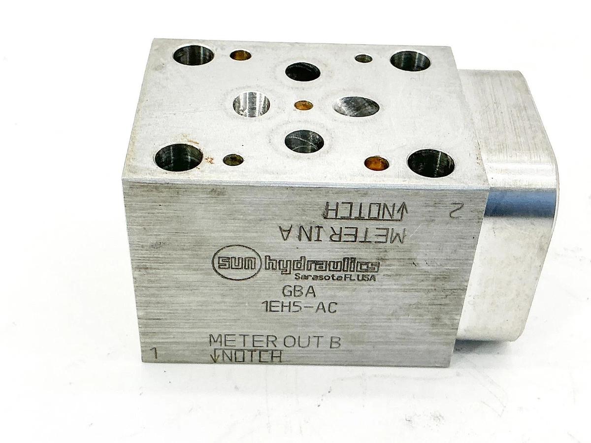 Used Sun Hydraulics GBA Valve Sandwich Manifold 1 Port