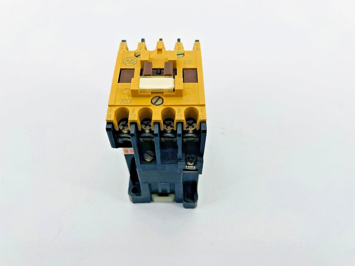 Used Allen Bradley 700-F220A1 Control Relay Type F 110/120V Ser B