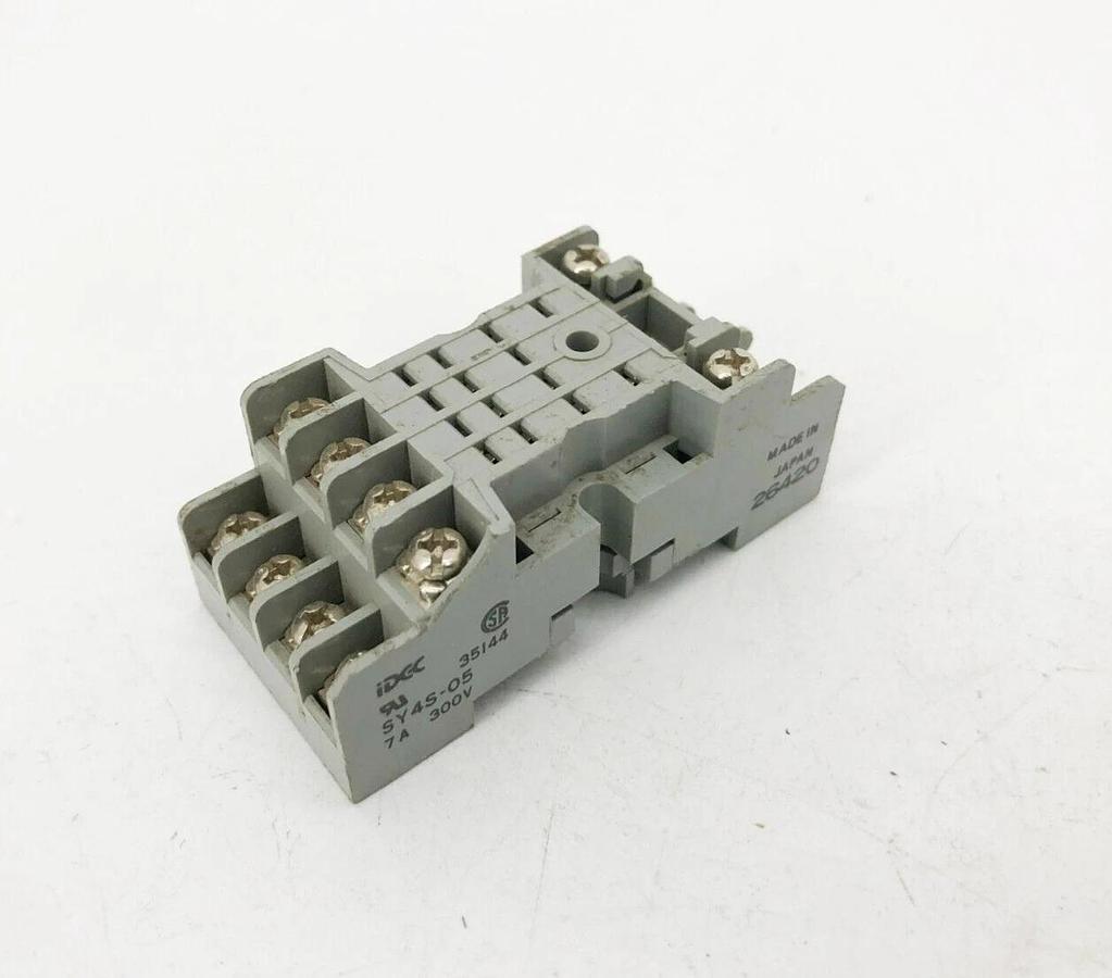 Used Lot of 3 Idec SY4S-05 Relay Base Sockets 7A 300V 14-Blade