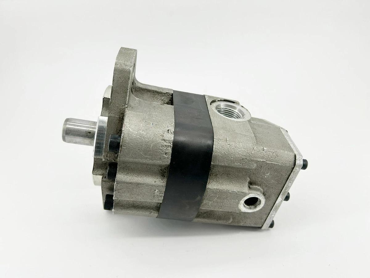 Used Von Ruden Rol-Seal RSA04K-A Hydraulic Motor