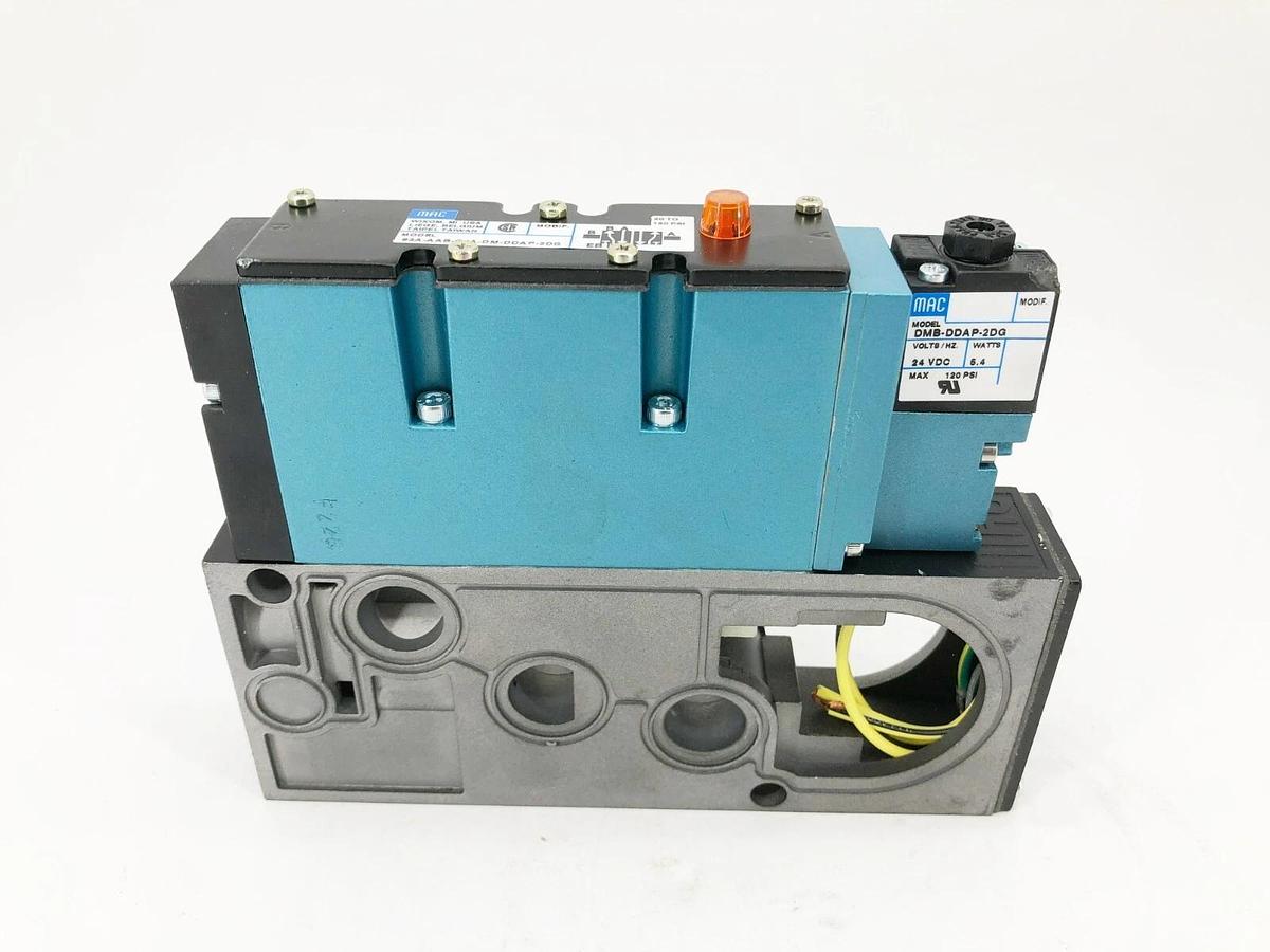 New MAC Valves 93A-AAB-CJA-DM-DDAP-2DG Solenoid Valve 120psi 24VDC Coil