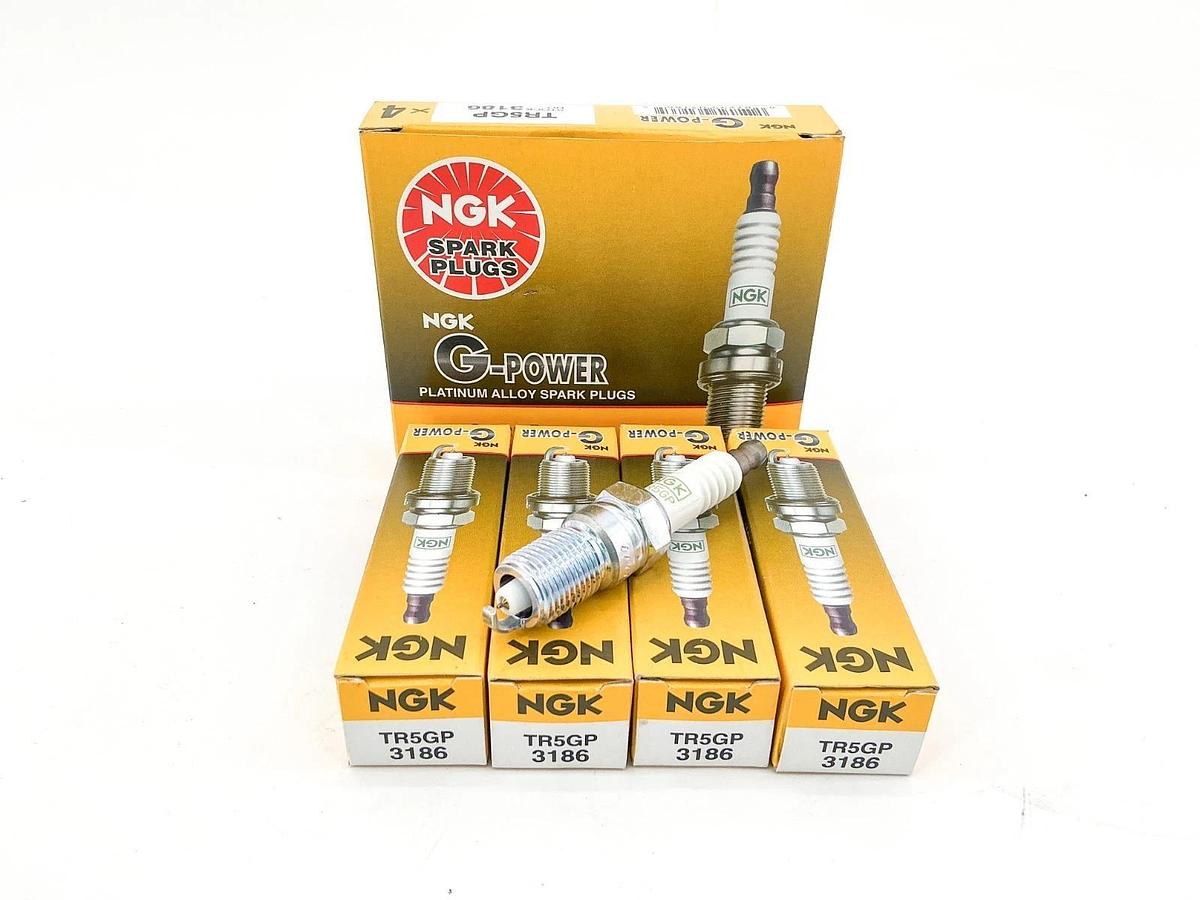 New Pack of 4 NGK TR5GP G-Power Spark Plug 3186