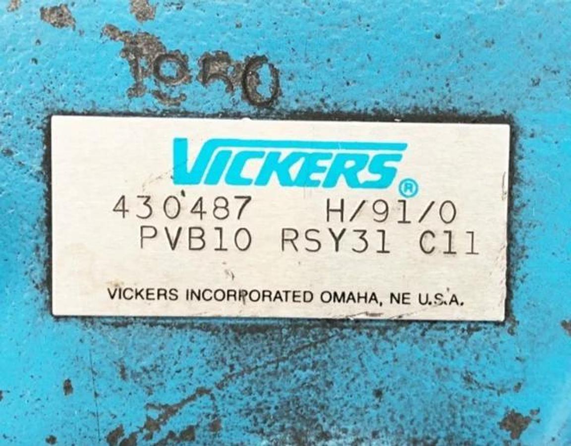 New Vickers PVB10-RSY31-C11 Piston Pump 430487 H/91/0 - No Box