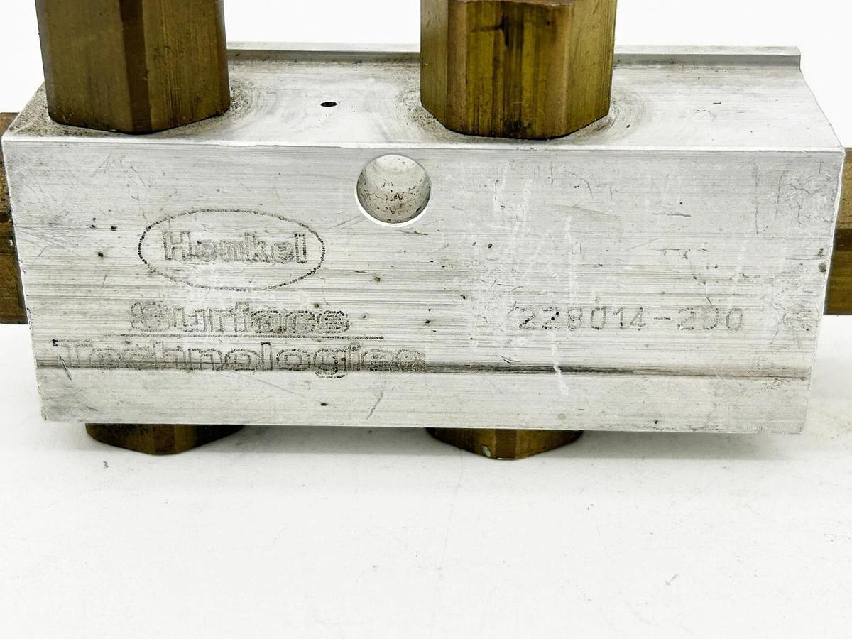 New Hankel Surface Technologies 228014-290 Valve Manifold