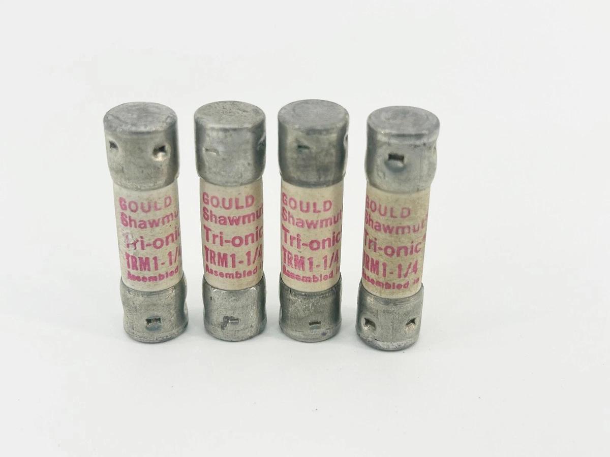New Lot of 4 Ferraz Shawmut TRM1-1/4 Time Delay Fuse 1.25A 250V - No Box