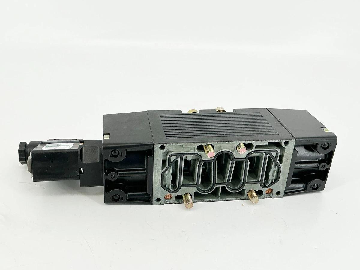 New Asco Joucomatic 54200401 24V Solenoid Valve 24200401-24/DC 2.5W - No Box