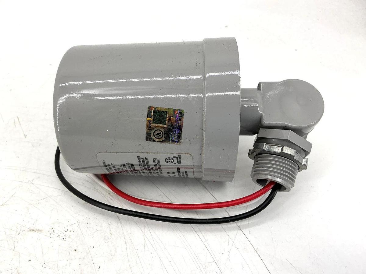 New Intermatic K4236C Thermal Photocontrol Swivel Mount 15A 120-277VAC