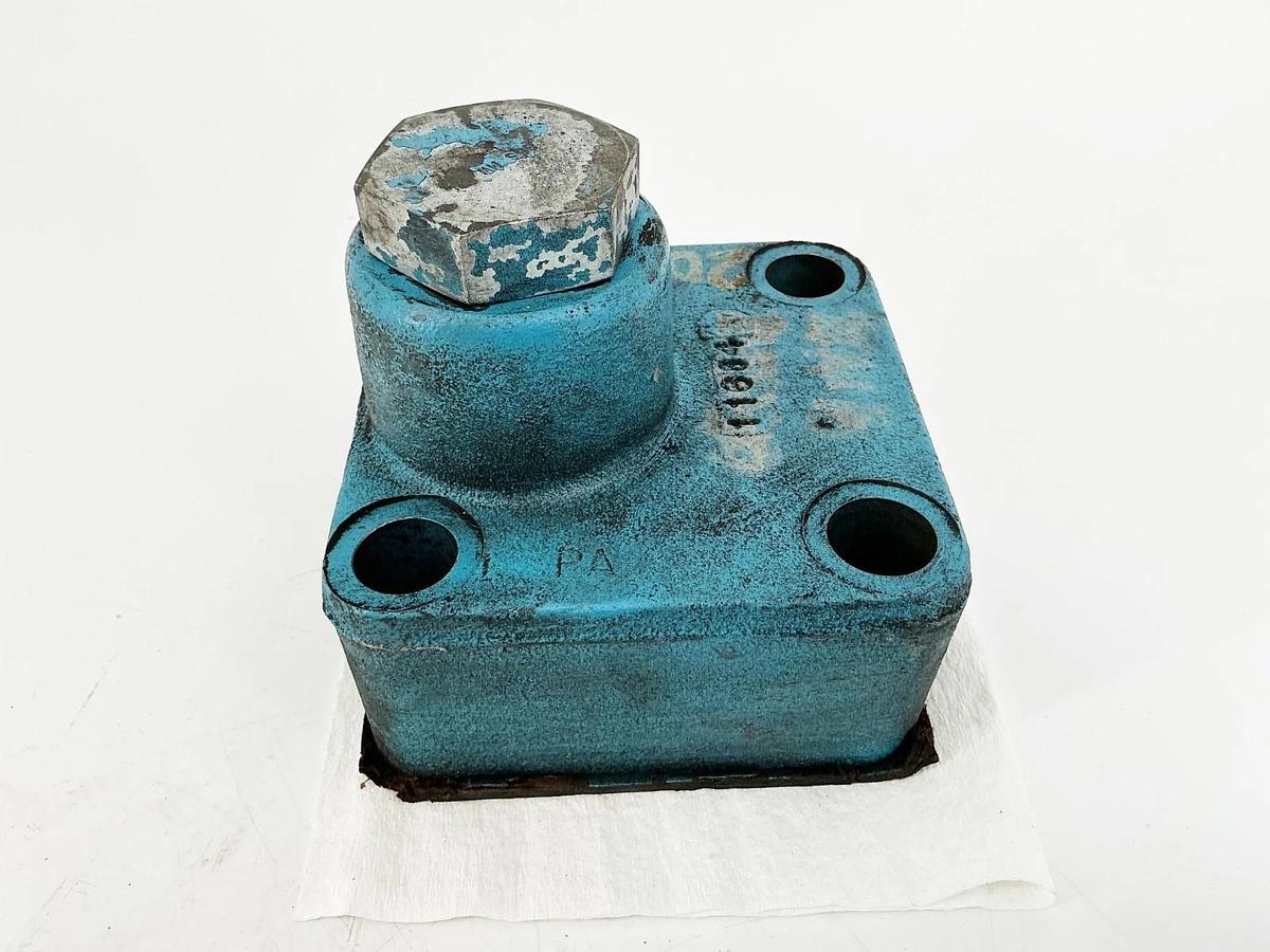 Used Vickers 308458 Check Valve 3000PSI C5G-825