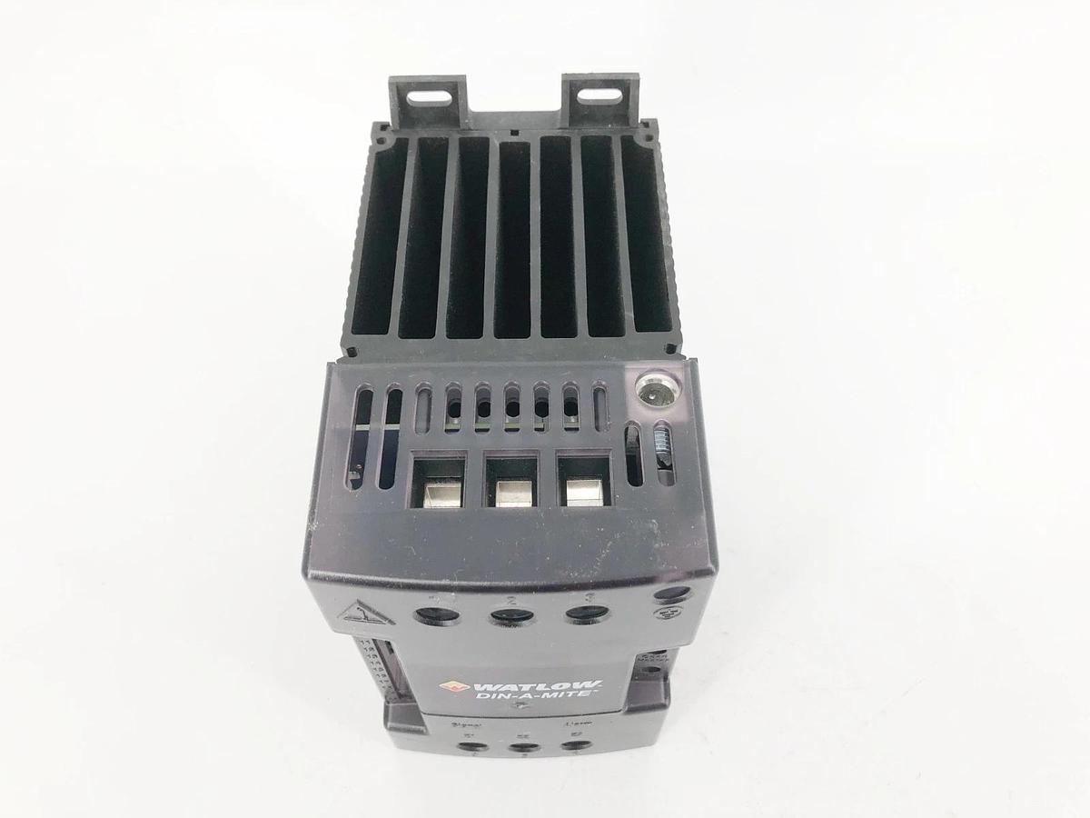New Watlow DC20-60F0-S000 Solid State Power Control 40A 277-600VAC - No Box