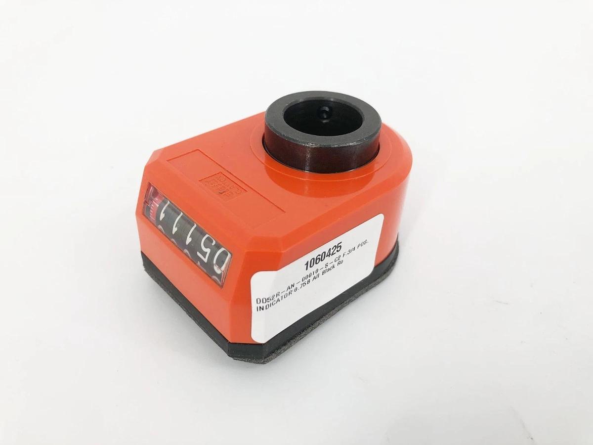 New Elesa CE992153-5N Digital Position Indicator DD52R-AN-00010-S-C2 F3/4 No Box