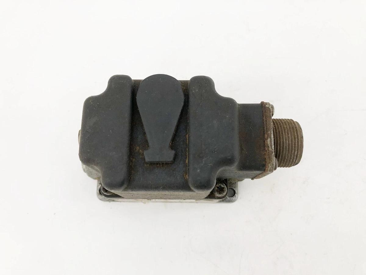 Used Sauer Sunstrand MCV101A1313 Pressure Control Valve