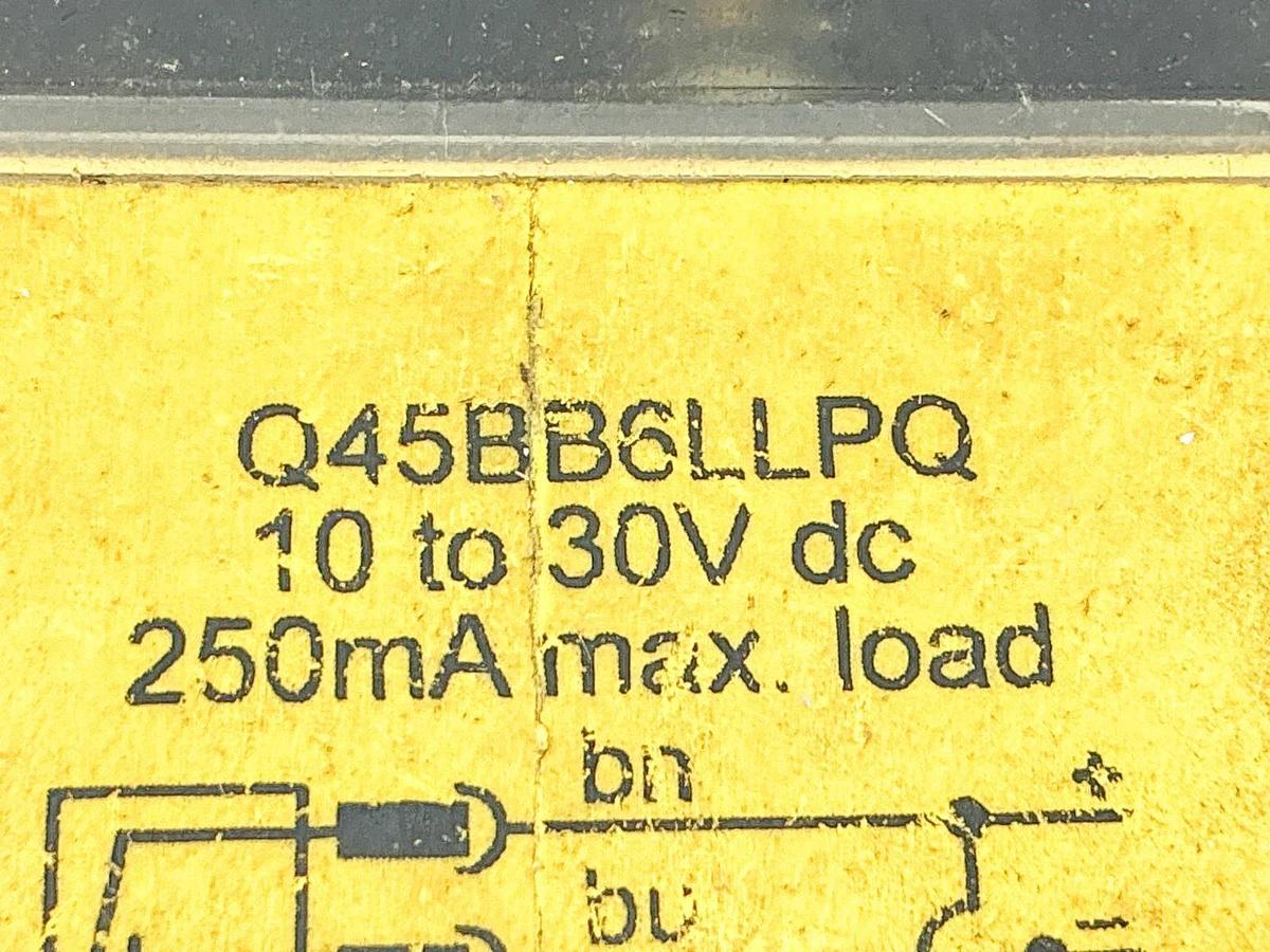 Used New Banner Engineering Q45BB6LLPQ Photoelectric Sensor 10-30VDC 39550