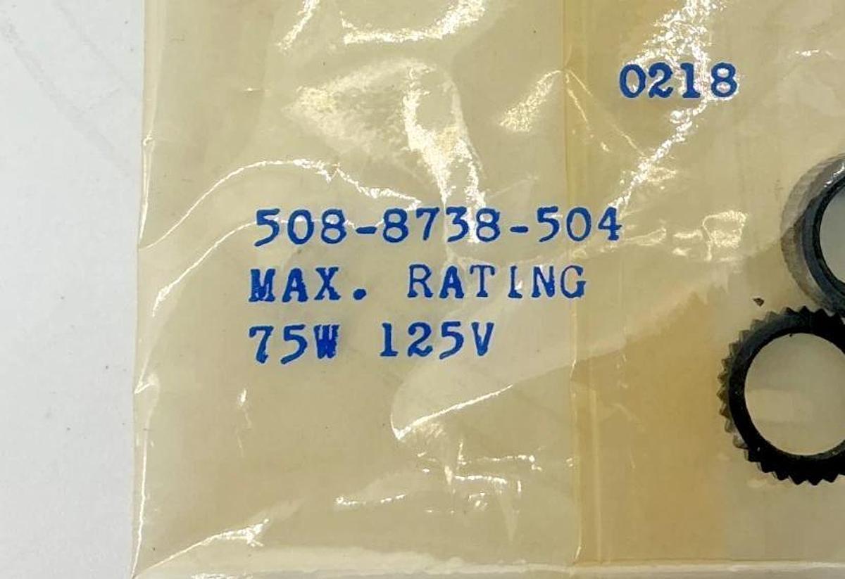 Lot of 5 New Dialight 508-8738-504 Cartridge Lamp Holder 9.525mm 2-Pin 75W 125V