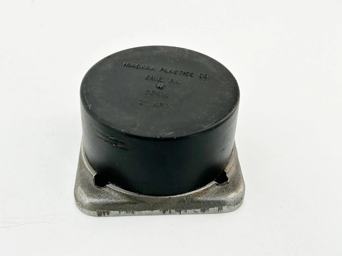 New Quincy 1627456345 Adapter, Gauge, Level, Fluid (OEM)