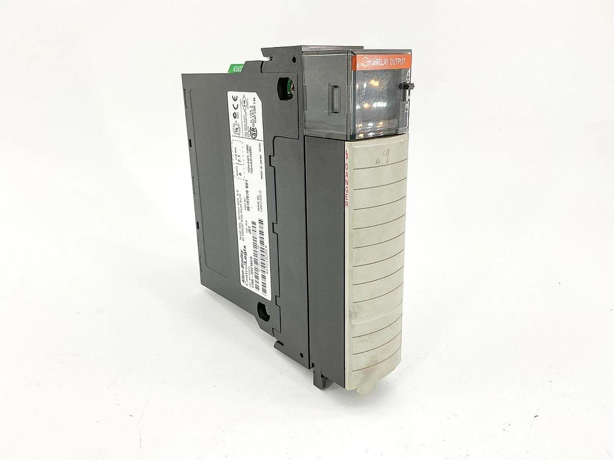 Used Allen Bradley 1756-OW16I Ser. A Relay ISOL Module 16PT 24VDC - No Box