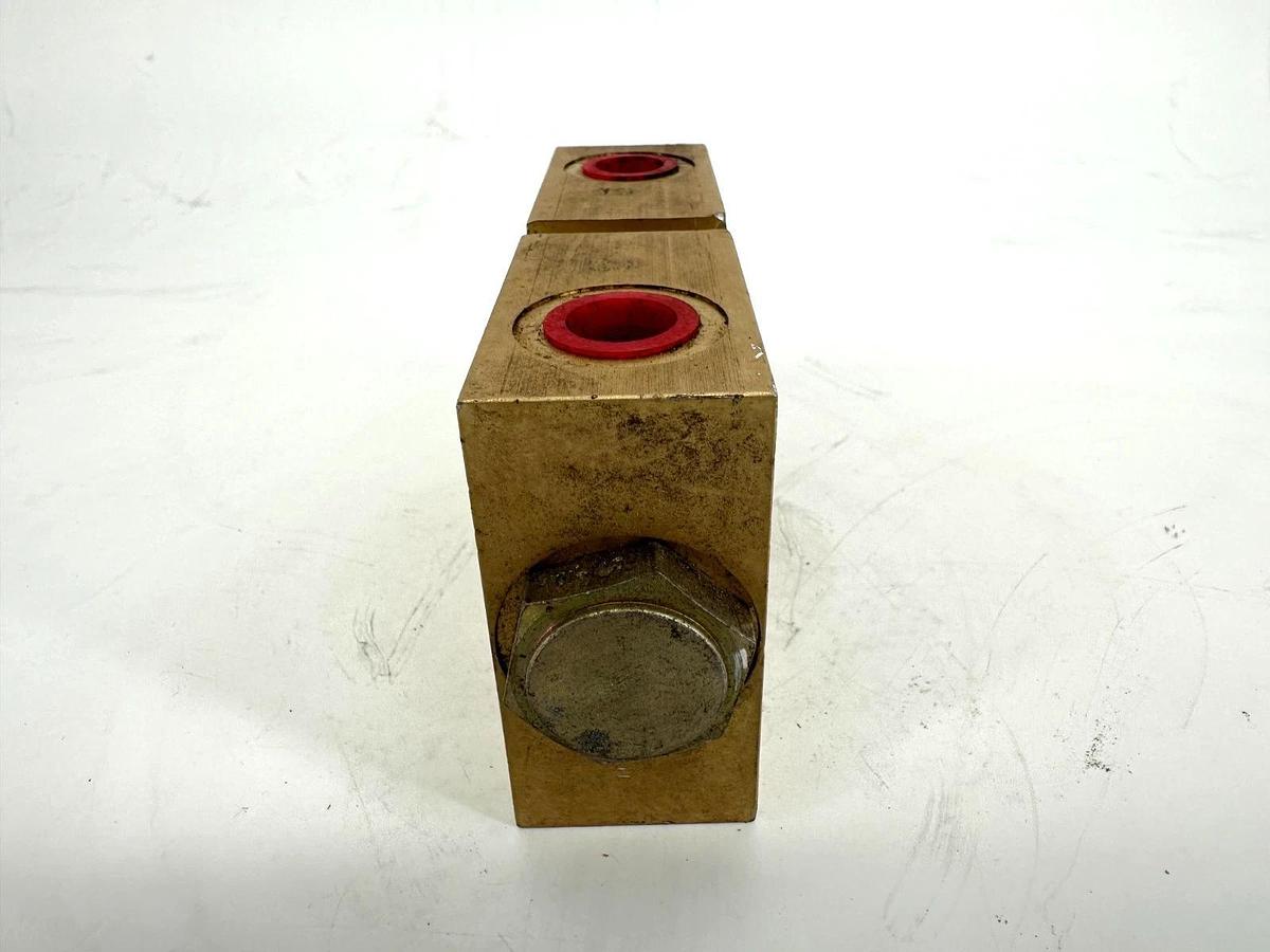 Used Vickers DPC1-10-P-6T Check Valve REV .3 Gold Color
