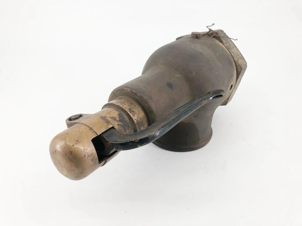 Used Lunkenheimer Fig 629 Brass Safety Valve 2-1/2" Input 3" Output Set 150psi