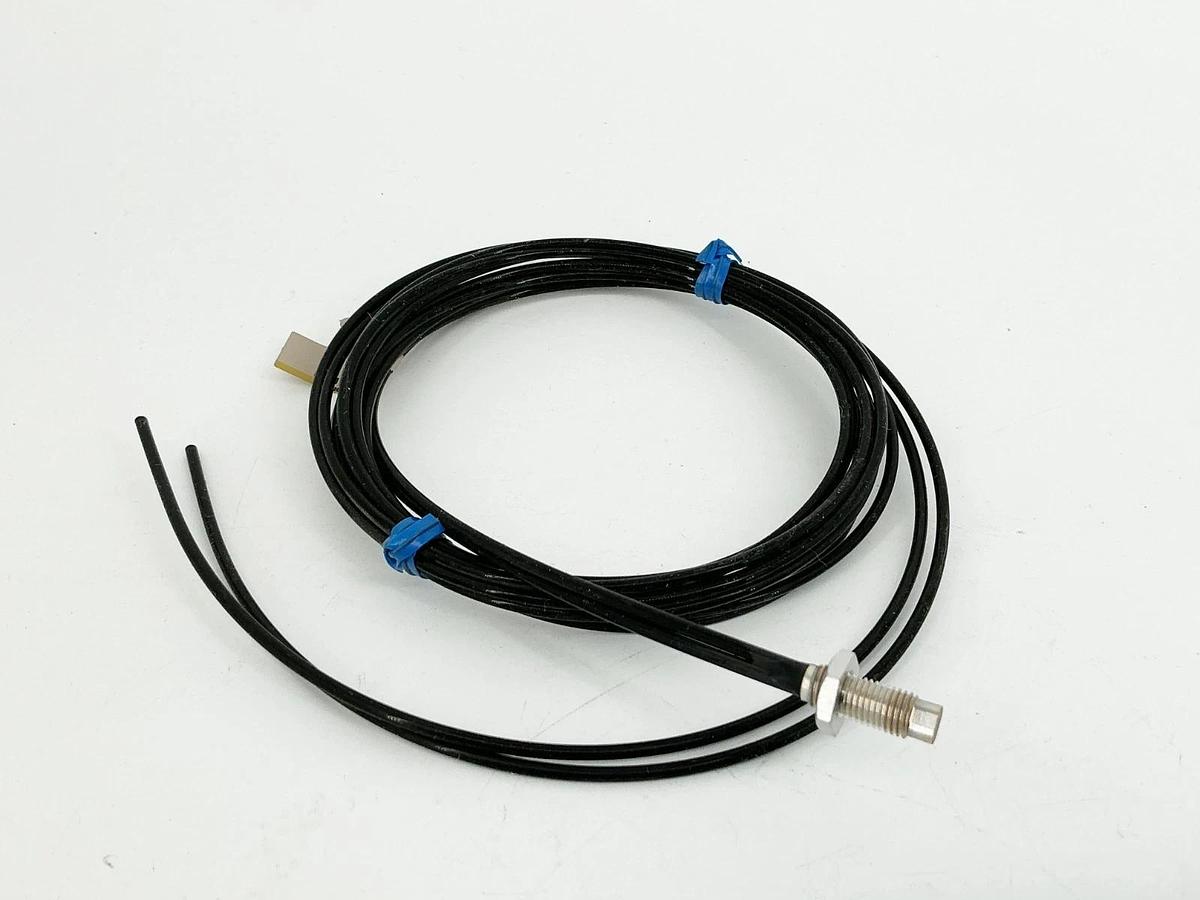 New Omron E32-D51 Photoelectric Fiber Sensor - No Box