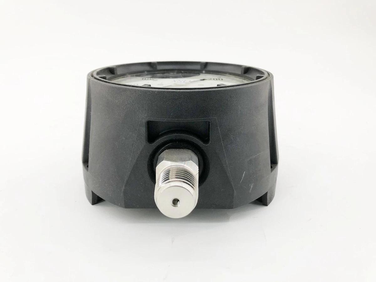 New Wika 9834049 Glycerin Gauge 300 PSI 1/2" NPT 233.34 4.5" - No Box