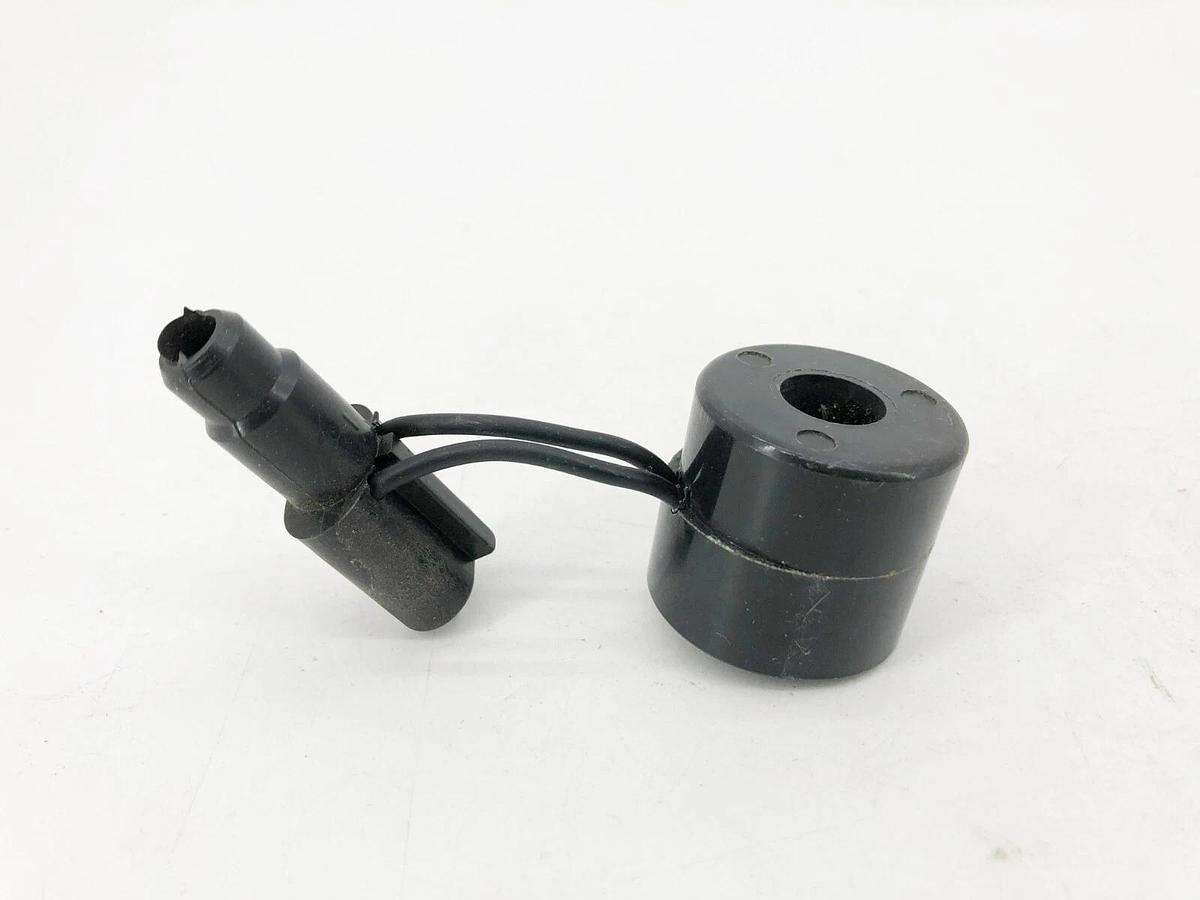 New Parker Schrader Bellows K593-125 Solenoid Coil 32VDC 120/60 11/50