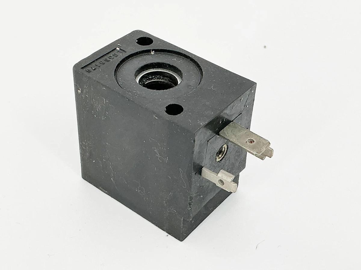 New Parker L0058179C Solenoid Coil 24VDC - No Box
