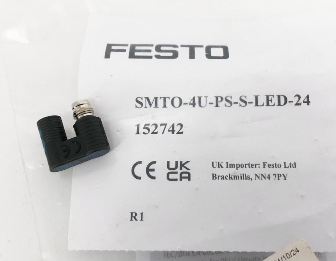New Festo SMTO-4U-PS-S-LED-24 Inductive Proximity Switch 152742 - No Box