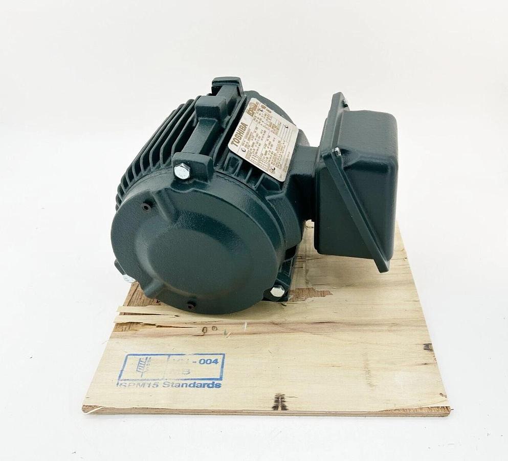 New Toshiba 1/24FNSR31H-P Fan Cooled Motor 0.5HP 1755RPM 460V 56/56H Frame 1.4A