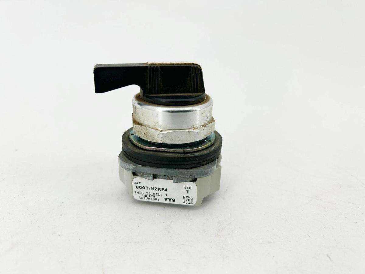 Used Allen Bradley 800T-N2KF4 Ser. T Selector Switch 4-Position NEMA 4 13