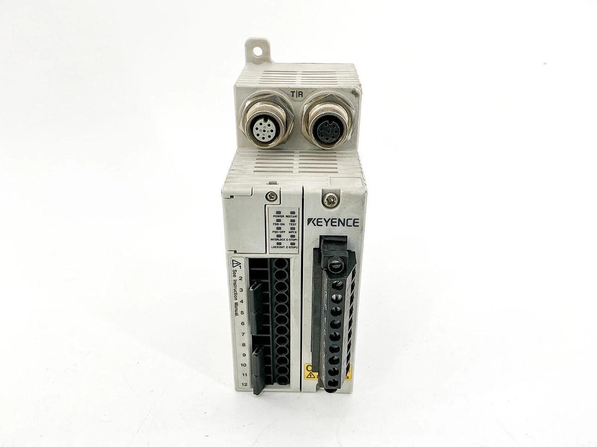 Used Keyence SL-R11 Safety Control Unit 24V 150mA