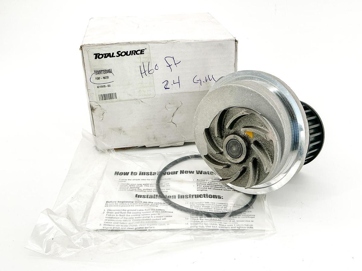 New Total Source TSA/HY1584456 Water Pump Hyster 1584456