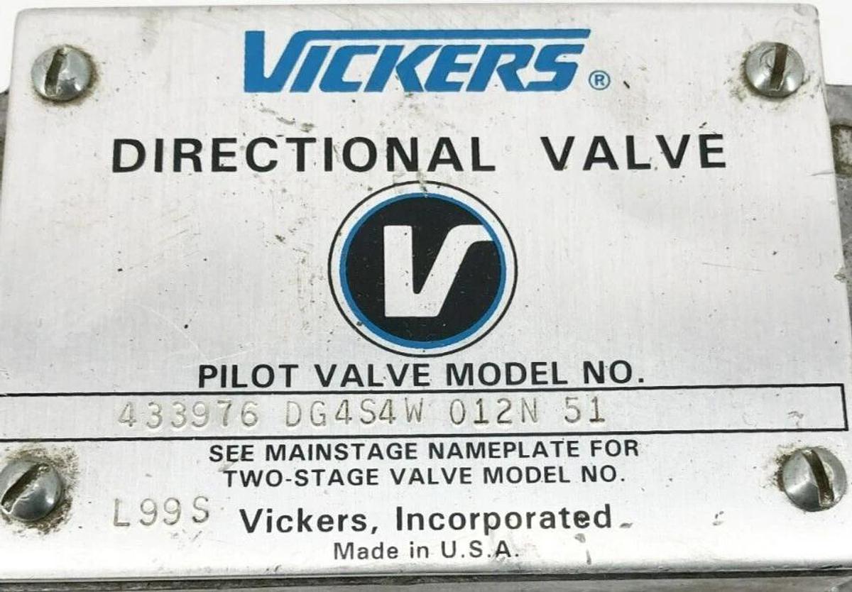 New Vickers DG4S4W-012N-51 Directional Control Valve 115V .61A 433976