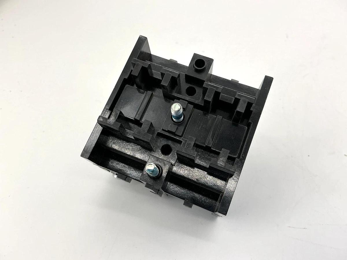 New Allen Bradley 700-PB40 Ser E Relay Second Deck Type P 4-Pole 4NO 10A 700PB40
