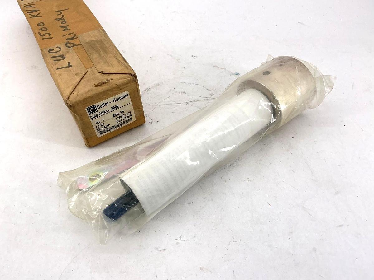 New Cutler-Hammer 8BA4-300E Expulsion Fuse Refill 7.2 KV 116D977A18