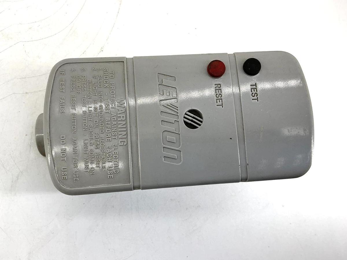 New Leviton 06593 Right Angle Plug-In GFCI Gray 3-Prong 15A 125V 6593 - No Box