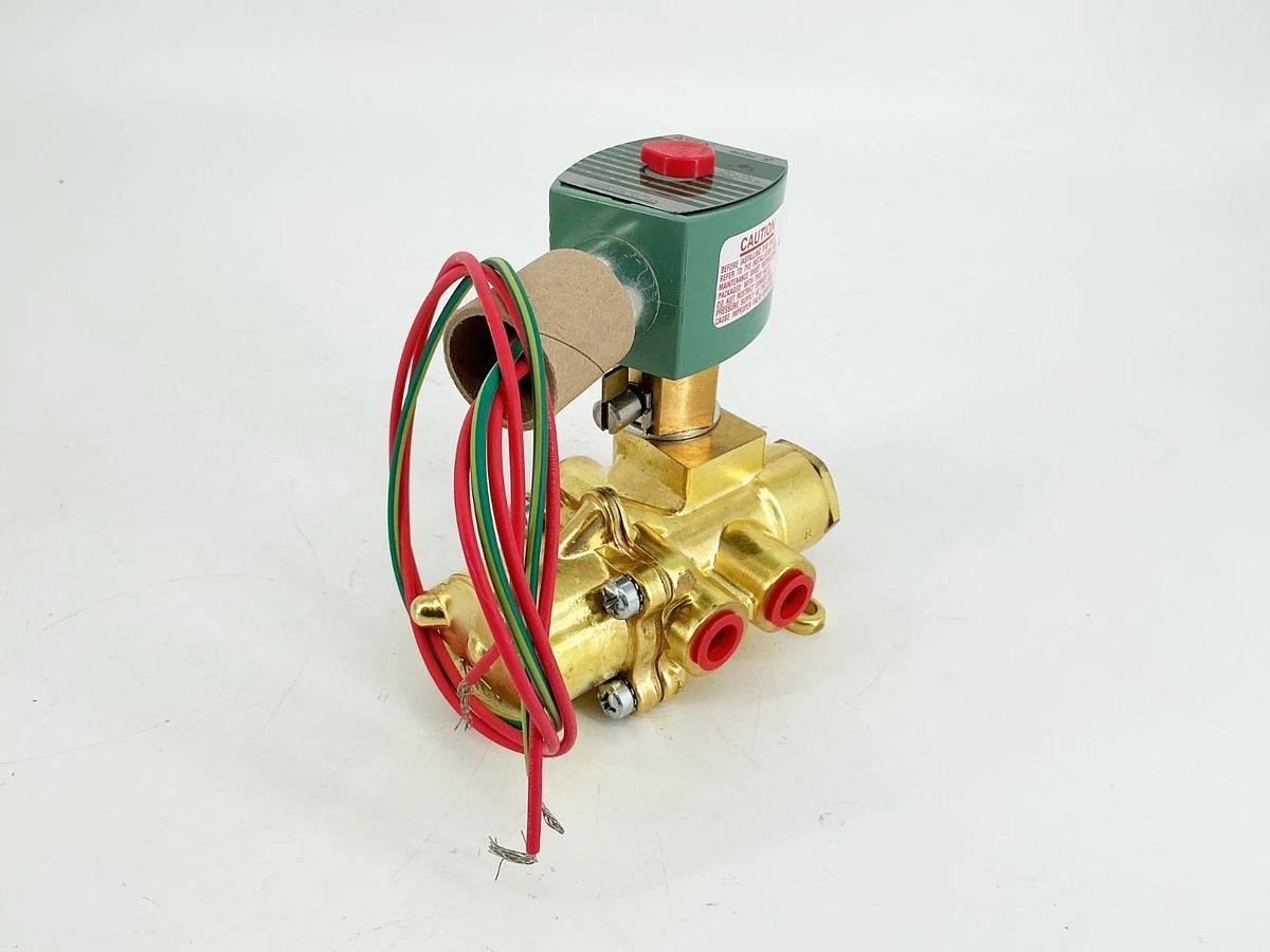 New Asco 8344G070MO 24VDC Solenoid Valve 125PSI 1/4" Pipe 11.6W